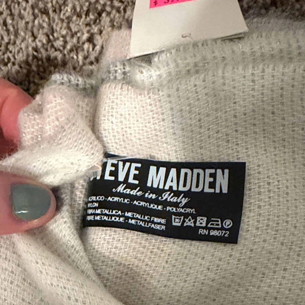Steve Madden Pink and Cream Knit Fringe Scarf